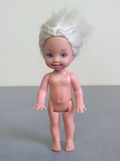 Lots de vêtements de poupées mannequins - auctions & price archive
