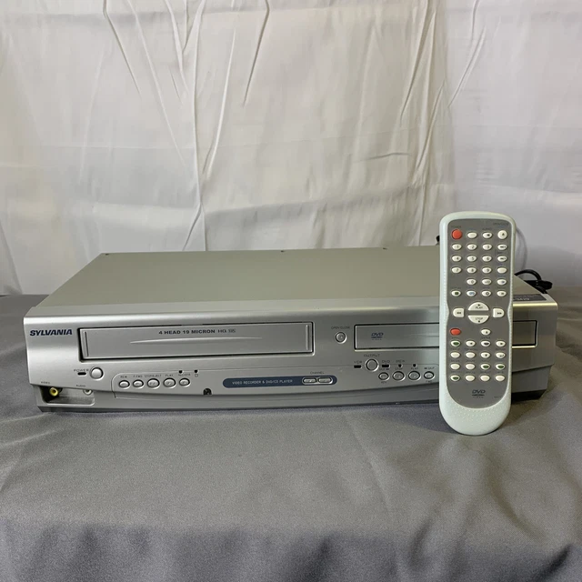 SYLVANIA DVD VCR Combo SRDD495 VHS Video Cassette Player Recorder Good