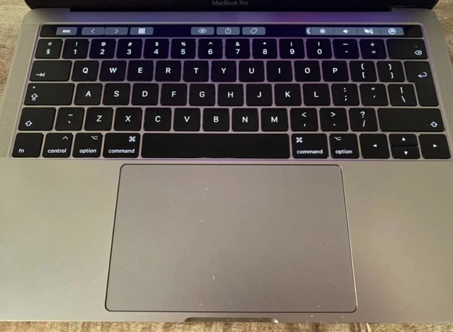 Apple MacBook Pro Retina TouchBar 13,3" i5 3,3 Ghz 256 GB SSD 16 GB Ram 2017 3