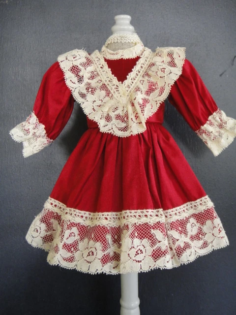 Robe en soie rose pour POUPÉES ancienne moderne de 42 cm Jumeau - Doll