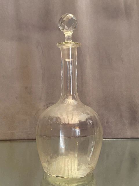 Carafe en cristal subtilement côtelé XIXe Napoléon III