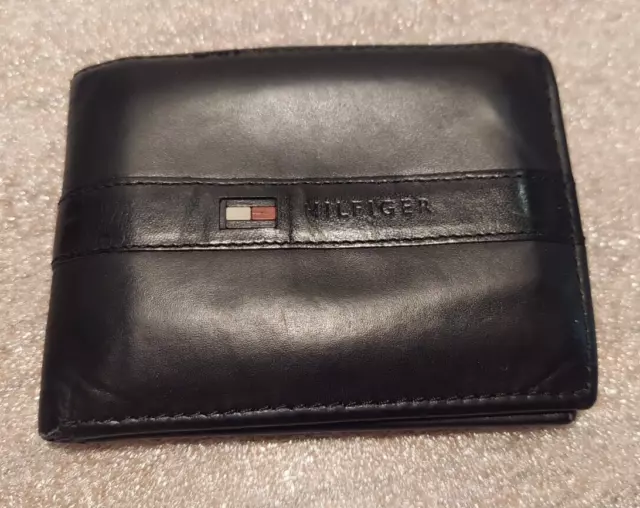 Tommy Hilfiger Mens Leather Wallet Bifold - Billfold Picture holders Cards Cash