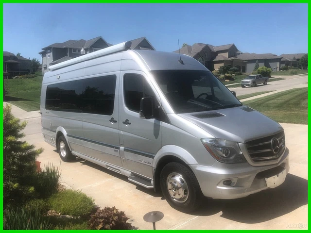 2014.5 Airstream Interstate 3500 EXT Lounge Class B RV 120k Miles Generator 2014.5 Airstream Interstate 3500 EXT Lounge Class B RV 120k Miles Generator