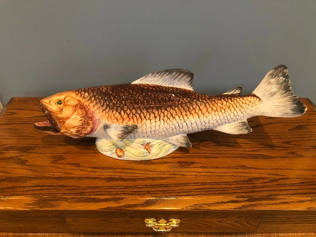Large Vintage Italian Majolica Pottery Hand Painted Fish Tureen