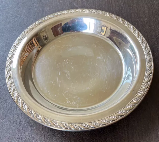WM Rogers & Son Silverplate Footed Bowl/Serving Dish "Spring Flower" 10 3/4"
