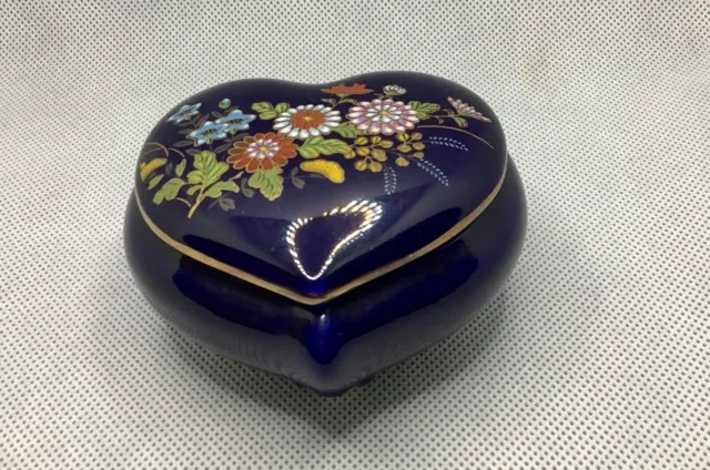 Vintage Cobalt Blue porcelain Heart Shaped Footed Trinket Box Floral Japan