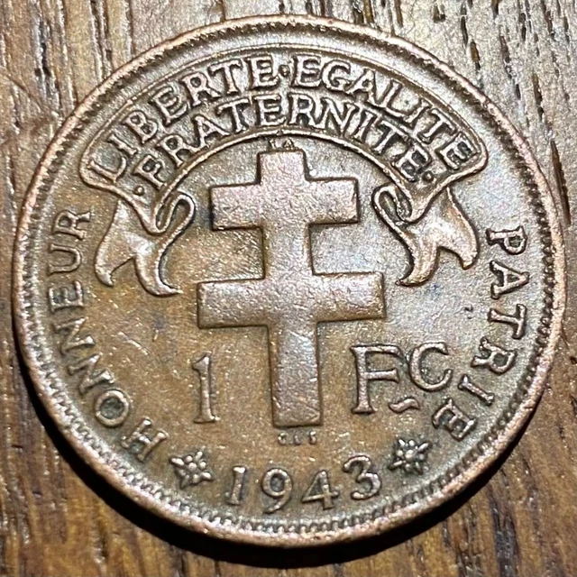 Très Belle Piece De 1 Franc  1943 Madagascar (1138) Recherchée