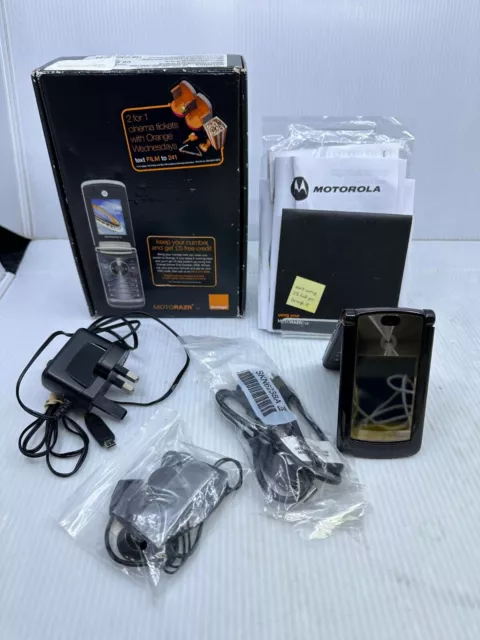 Motorola RAZR2 V8 Retro Flip Phone Expresso - 2GB(Orange) Mobile  Phone
