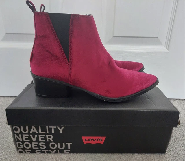 LEVI S GAIA VELVET Red Women s Comfortable Ankle Boots Shoes Size