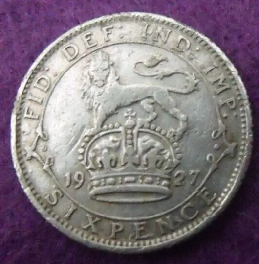1927 GEORGE V SILVER SIXPENCE  ( 50% Silver )  British 6d Coin.   101