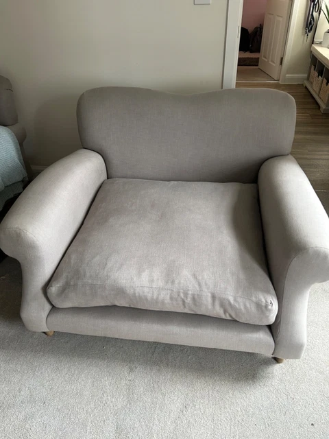 LOAF CRUMPET LOVE Seat in GREY with seat protection including