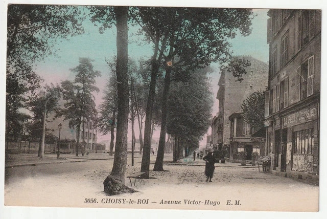 CHOISY LE ROI - Val de Marne - CPA 94 - Commerces Avenue Victor Hugo