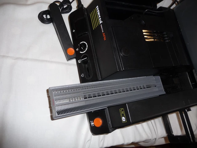 thumbnail image 2 of Used Pair Of 35mm Slide Projector Trays For Leica P150 & P255 + Storage Box 2 of 4