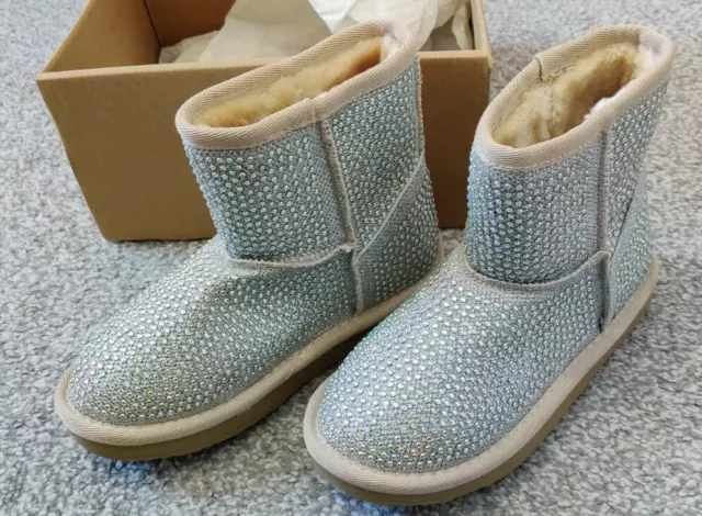 Girls Kids Winter Fleece-Lined Diamante Boots Size 10 UK *NEW Without Tags*