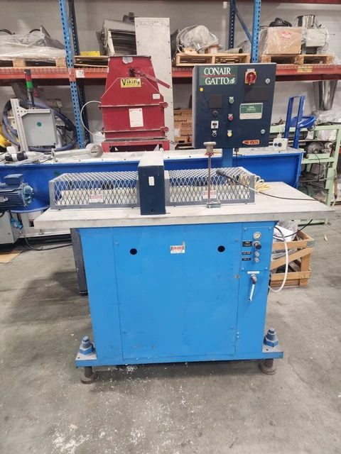 Conair Traveling Saw