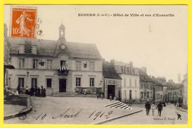 cpa 95 - ÉCOUEN (Val d'Oise) Place de l'HÔTEL de VILLE et Rue d'EZANVILLE