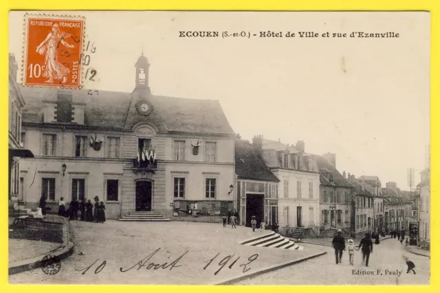 cpa 95 - ECOUEN (Val d'Oise) Place de l'HÔTEL de VILLE and Rue d'EZANVILLE