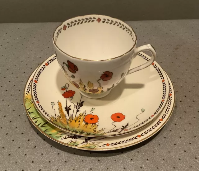 Crown Ducal  Poppy  Wavy Edged Tea Cup Saucer And Plate