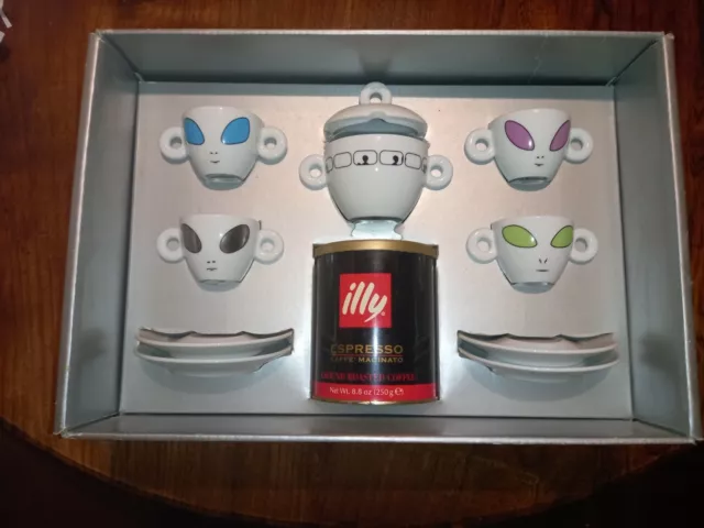  Illy tazas de café expreso  con el diseño ALIEN creado por David Byrne  2