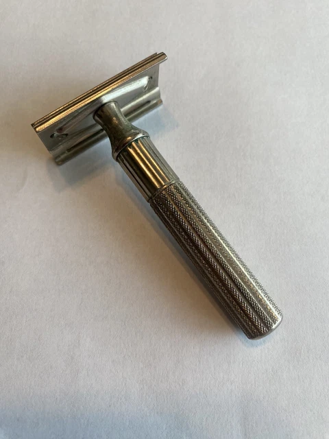 Vintage 3 Piece Gillette Safety Razor Set With Case