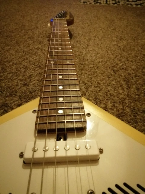 Vox Apache 2 electric guitar 7
