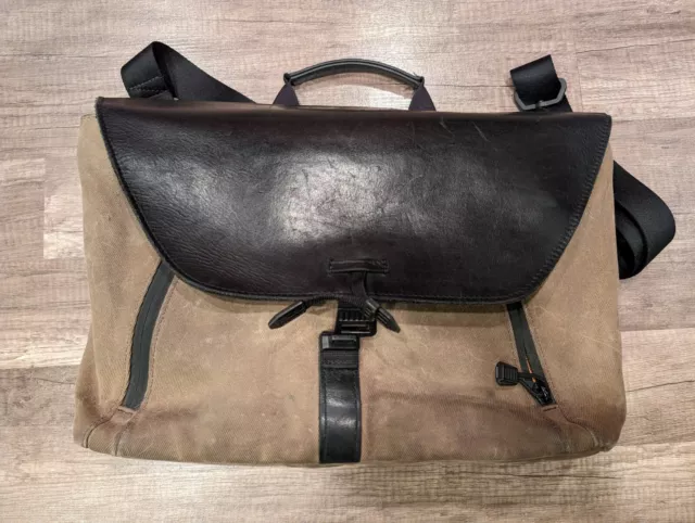 Waterfield Staad Attache Messenger Laptop Bag Leather