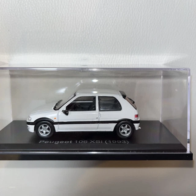 PEUGEOT 106 XSI LE MANS 1993 1/43 IXO (RED