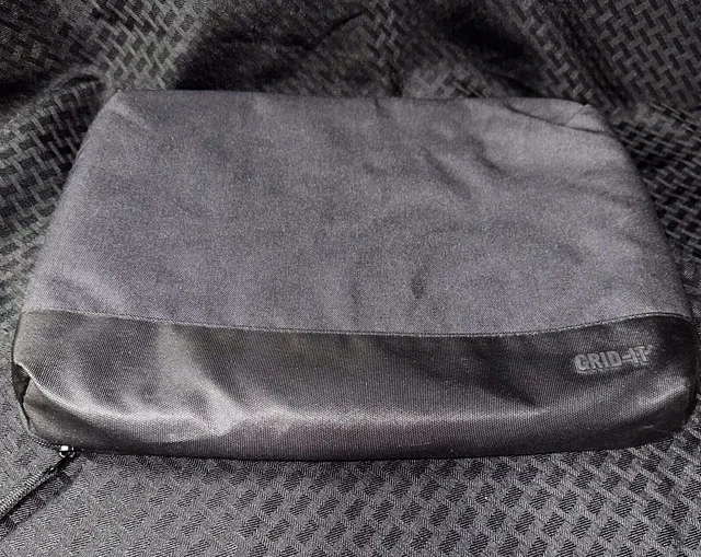 Cocoon Grid-It Cable USB Electronics Organizer Bundle Black with Shoulder strap