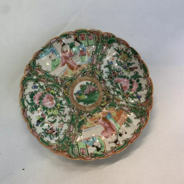 Antique 19thC Famille Rose Medallion Chinese Export Plate Scalloped Edges