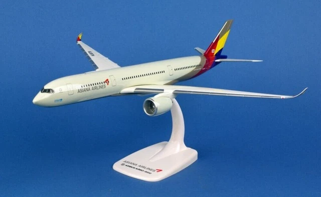 Herpa Snap-fit Airbus A350 Air France 1:200 Scale Model Herpa