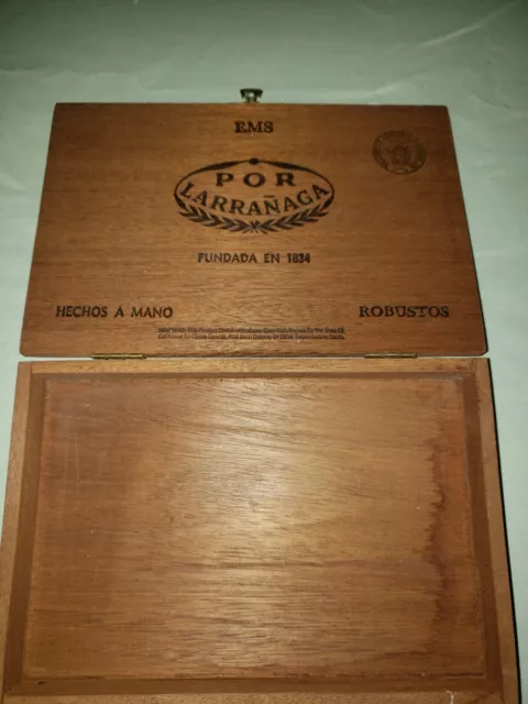 Vintage Wooden Cigar Box Por Larranaga 1834 Hinged Latch Robustos (Empty)