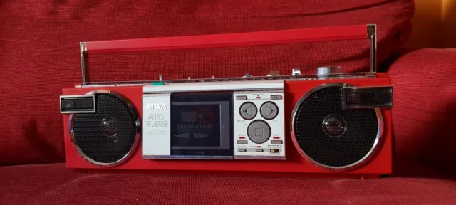 AIWA CS-R10 Red Boombox Ghetto Blaster Stereo Cassette Auto Reverse