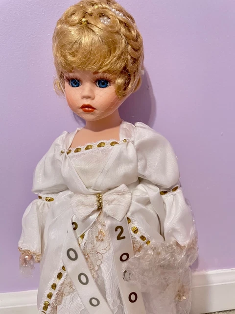 Heritage Signature Collection 2000 Porcelain Guardian Angel Doll Grace #12244 3