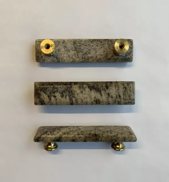 Armoire et tiroirs en granit