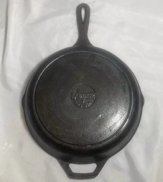 Lodge Cast Iron Skillet Pan # 7 8SK Frying USA Heat Ring Seasoned 2 Handles