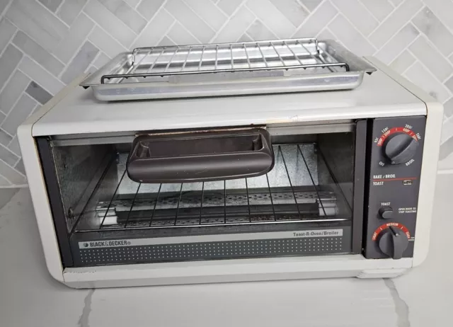 Black & Decker Toast-R-Oven TO1491S (Works) Toaster Oven