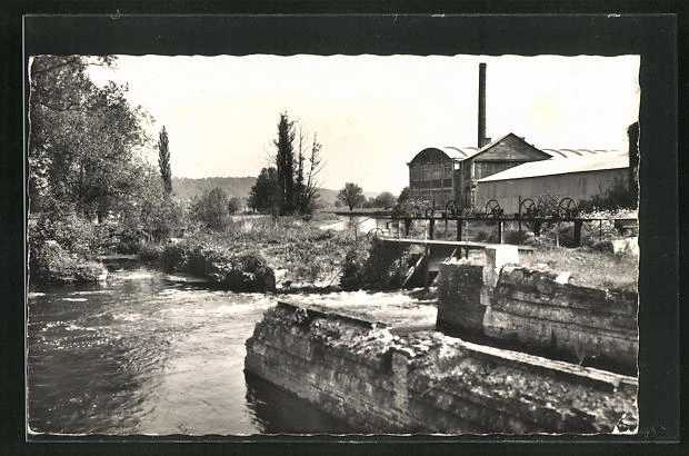 CPA Pont-Authou, La Risle, Usine Delaporte