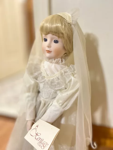 THE HERITAGE SIGNATURE COLLECTION Porcelain Bride Doll Wedding Day