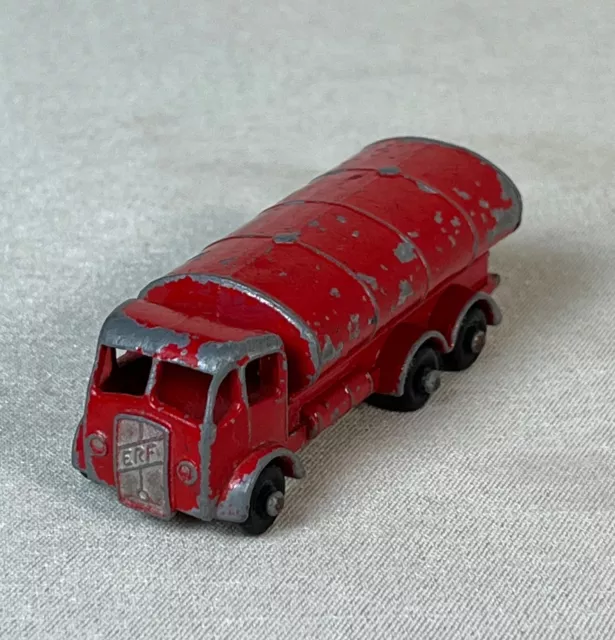 ANCIEN JEUX JOUET Lesney Matchbox n 11 Petrol tanker rouge