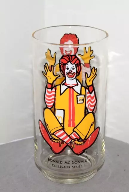 1977 McDonalds Ronald McDonald Action Series Collector Collectible Glass