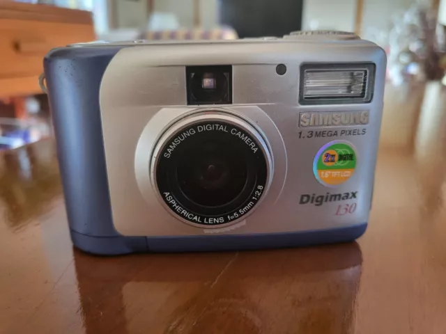 Samsung Digimax 130 1.3MP Digital Camera