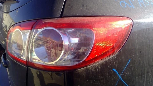 Passenger RH Tail Lamp Quarter Panel Mounted AWD Fits 10-12 Hyundai Santa Fe OEM