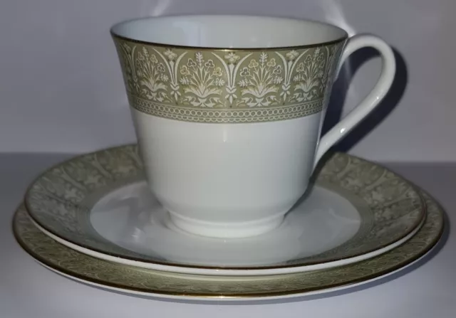 Vintage Royal Doulton "Sonnet" Fine Bone China Trio Tea Cup, Saucer & Side Plate