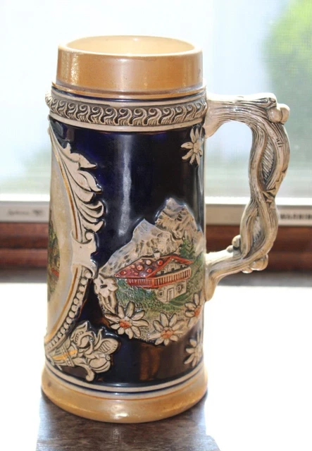 Vintage German Beer Stein "Voll Den Becher/ Froh Der Zecher"