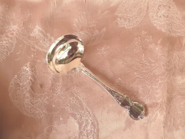 RODD  BOXED   CAMILLE    Gravy Ladle    SILVER PLATE  VINTAGE 3