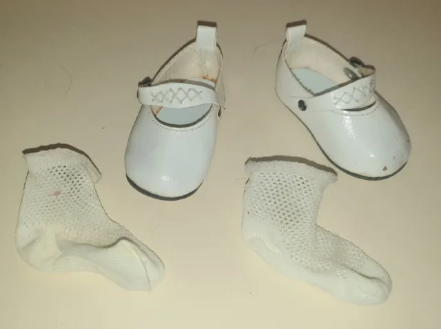 Poupee Ancienne : Chaussures De Poupée Ancienne en Molesquine Avec Chaussettes
