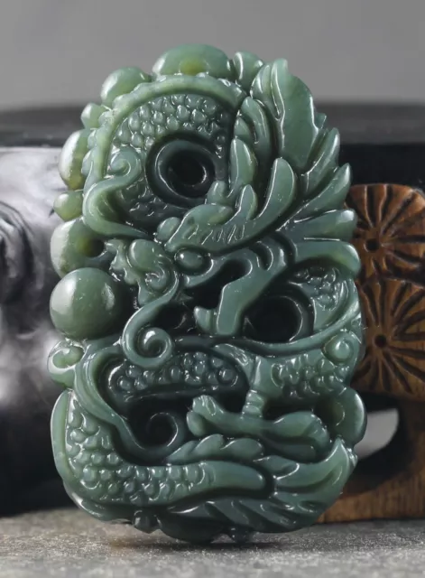 Chinese natural Hetian jade hand-carved statue dragon Play Bead Necklace pendant