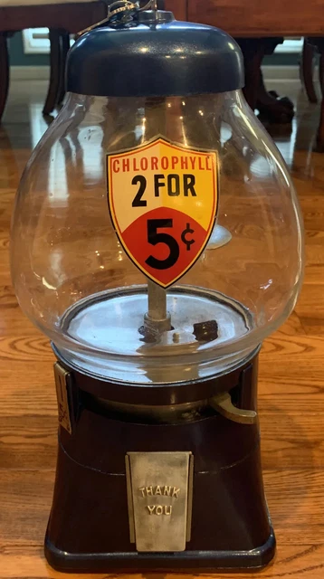 Vintage Regal Gumball Machine- 5 Cent- With Keys & Working