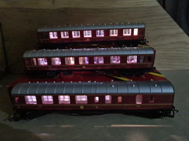 HORNBY LMS COACHES R433 R434 Set 57' Composite Brake Coach, OO Gauge £ ...