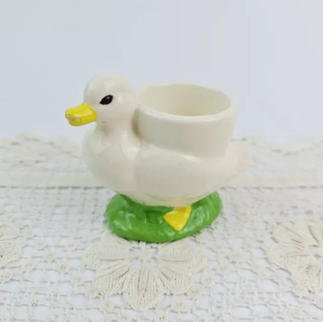 Vintage Novelty Duck Egg Cup Ceramic Kitsch Collectable - Easter